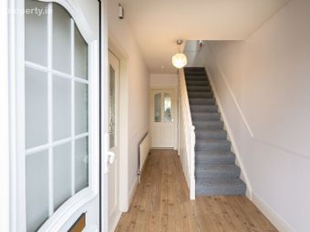 17 Leesdale Grove, Ballincollig, Co. Cork - Image 2