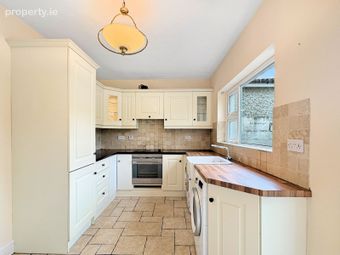 12 Ashfield Road, Greenfields, Newcastle, Co. Galway - Image 4
