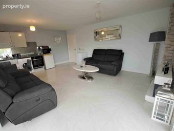 Melville Cove, Finglas, Dublin 11, Finglas, Dublin 11 - Image 5