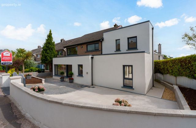 Scarisbrick, 24 The Orchards, Montenotte, Co. Cork - Click to view photos
