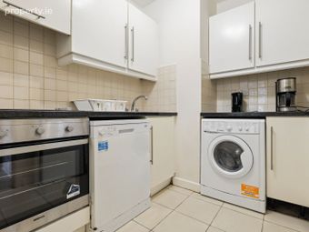 Apartment 116, Block 4, Parkgate Place, Dublin 8 - Image 5