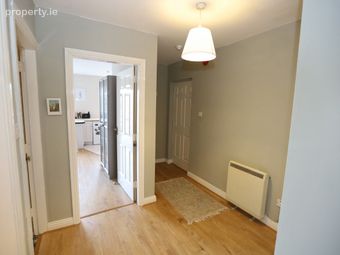3 Rampart Manor, The Ramparts, Kinsale, Co. Cork - Image 3
