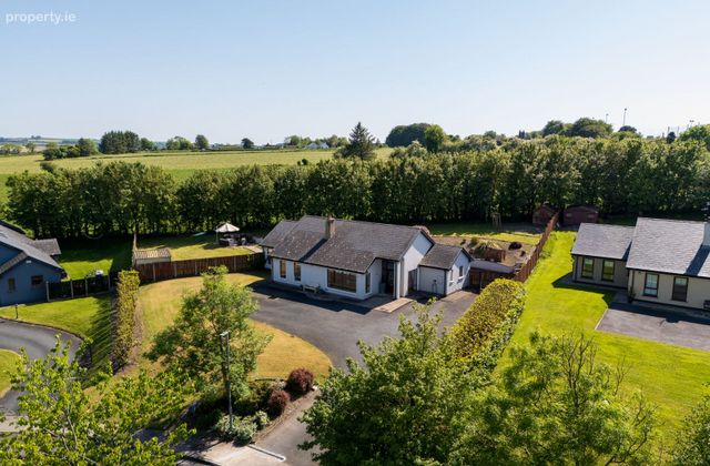 2 Glendule, Glenville, Co. Cork - Click to view photos