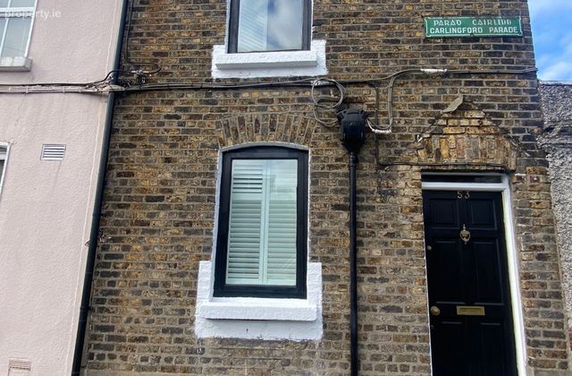 53 Carlingford Parade, Dublin 2 - Click to view photos