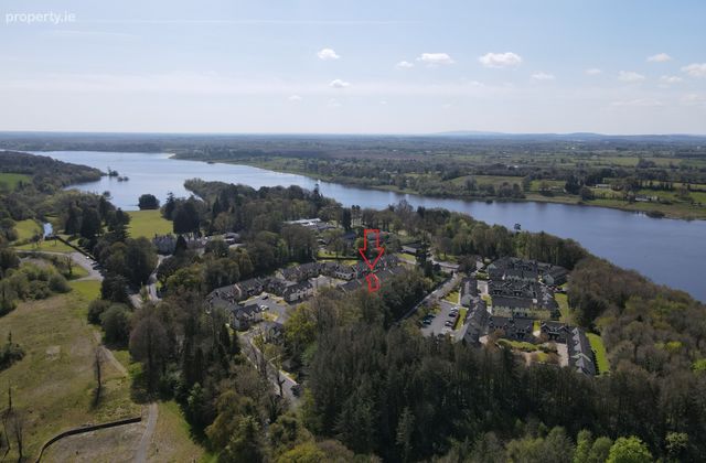 20 Earl Court, Lough Rynn, Mohill, Co. Leitrim, Mohill, Co. Leitrim - Click to view photos