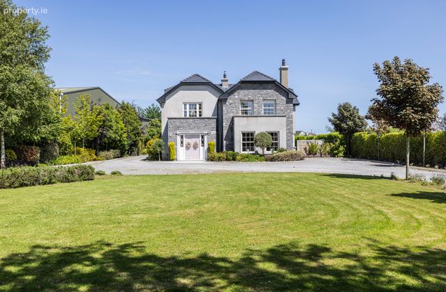 Faoi Lion Sail, Spout Road, Rush, Co. Dublin, Rush, Co. Dublin - Click to view photos