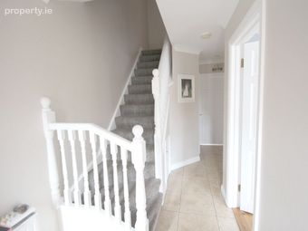 8 Chancery Park Grove, Tullamore, Tullamore, Co. Offaly - Image 2