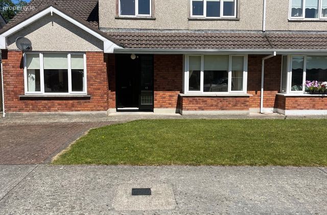College Vale,mullingar,co. Westmeath, Mullingar, Co. Westmeath - Click to view photos