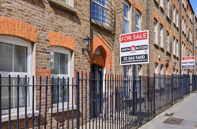 Apartment 36, Temple Court, Dublin 1 - Click to view photos