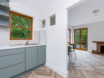 Apartment 3, Friary Close, D08 K298, Christchurch, Dublin 8 - Image 2
