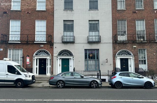 Mountjoy Square East, Dublin 1 - Click to view photos