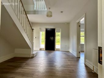 Sarsfield Court, Glanmire, Co. Cork - Image 3