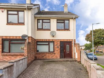 255b Cherrywood Lawn, Clondalkin, Dublin 22, Clondalkin, Dublin 22 - Image 2