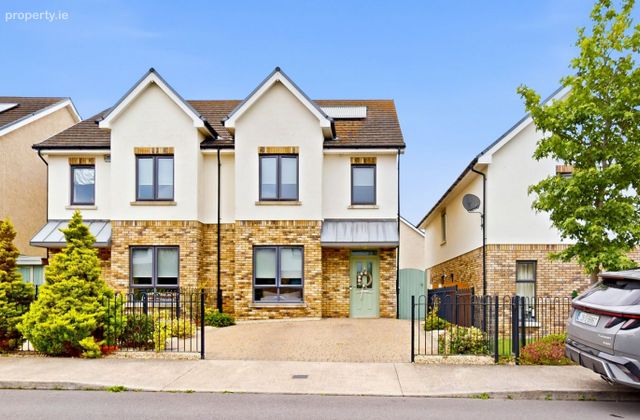 1 The Drive, Miller's Glen, Swords, Co. Dublin - Click to view photos
