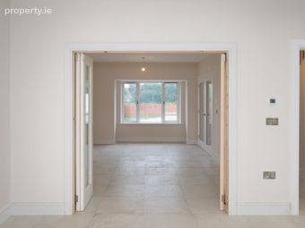 16 Hill Farm Avenue, Model Farm Road, Co. Cork - Image 3