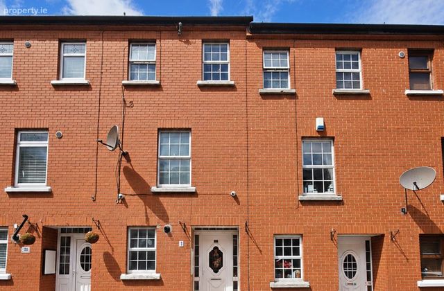 11 Brabazon Street, Dublin 8, The Coombe, Dublin 8 - Click to view photos