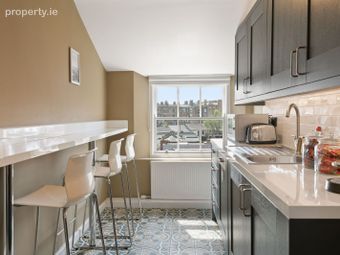 Pembroke Street Upper, Dublin 2 - Image 2