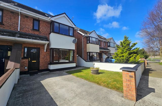 32 Rathstewart Crescent, Athy, Athy, Co. Kildare - Click to view photos