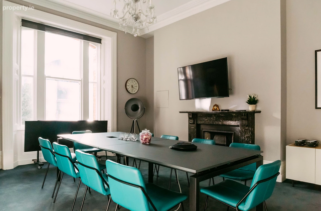 The Victorians, Earlsfort Terrace, Leinster, Dublin 2 - Click to view photos