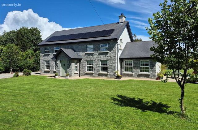 Beekeepers Lodge, Coolefore, Monasterboice, Co. Louth, Monasterboice, Co. Louth - Click to view photos