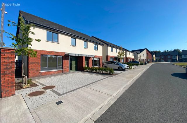 Rosetree Green, Curragh Farm, Newbridge, Co. Kildare, Newbridge, Co. Kildare - Click to view photos