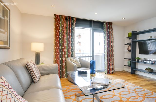 2 Bedroom Apartment, Unit 6 New Street South, Dublin 8 - Click to view photos