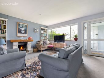 34 Sweetmount Park, Dundrum, Dublin 14 - Image 2