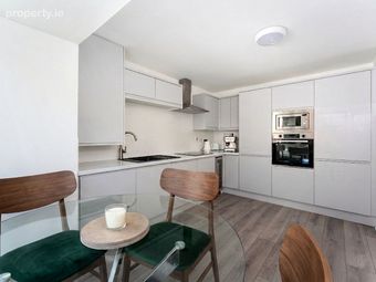 18 Esker Lodge, Lucan, Co. Dublin - Image 5