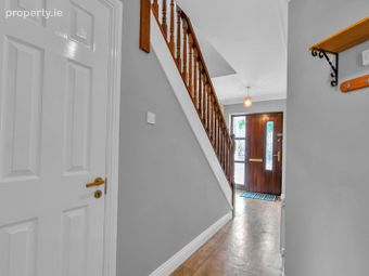 5 Woodstown Meadow, Knocklyon, Dublin 16 - Image 3