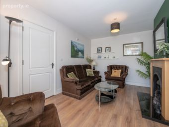 28 Fort Hill, Moneygurney, Douglas, Cork, Douglas, Co. Cork - Image 4