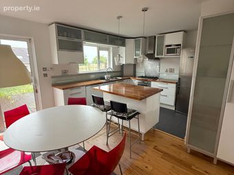 The Crescent, Greenvalley, Donnybrook, Co. Cork