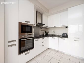 10 Mimosa Hall, Levmoss Park, The Gallops, Dublin 18, Dublin 18 - Image 4