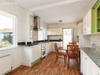 2 Kincora Avenue, Clontarf, Dublin 3 - Image 5