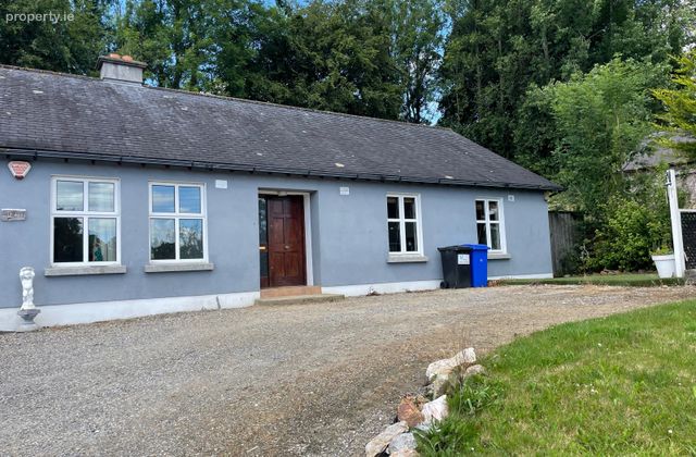 Station Road, Shillelagh, Arklow, Co. Wicklow, Ballard, Co. Wicklow - Click to view photos