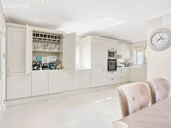 10 Finnspark, Finnstown Cloisters, Lucan, Co. Dublin - Image 5