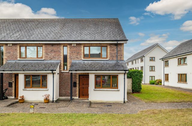 22 The Stableyard, Oldtown Demesne, Naas, Co. Kildare, Naas, Co. Kildare - Click to view photos