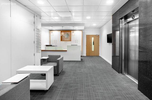 Regus, Ormond Building, 31-36 Ormond Quay Upper, Smithfield, Dublin 7 - Click to view photos