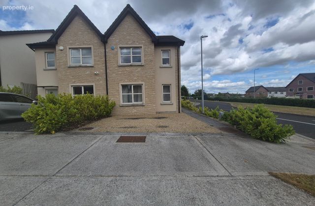 121 Station Walk, Newbridge, Co. Kildare - Click to view photos