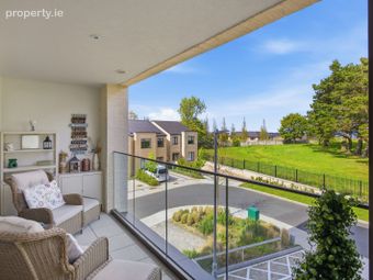 Apartment 20, The Shore, Seamount Rise, Malahide, Co. Dublin - Image 2