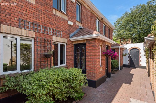 4 Kingsley Mews, Raglan Road, Ballsbridge, Dublin 4, Ballsbridge, Dublin 4 - Click to view photos