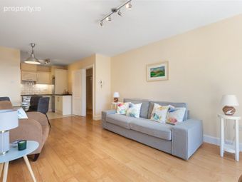 12 Saint Helen's Court, George's Street Lower, Dun Laoghaire, Co Dublin, Dun Laoghaire, Co. Dublin - Image 5
