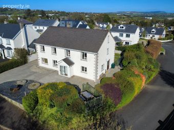 Carmullin House, 11 Orchard Grove, Letterkenny, Co. Donegal