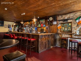 Hennessy's, Main Street, Ferbane, Ferbane, Co. Offaly - Image 4