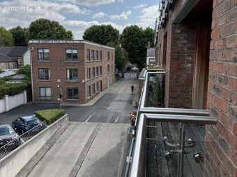 Hyde Square, South Circular Road, Dublin 8, Kilmainham, Dublin 8 - Image 2