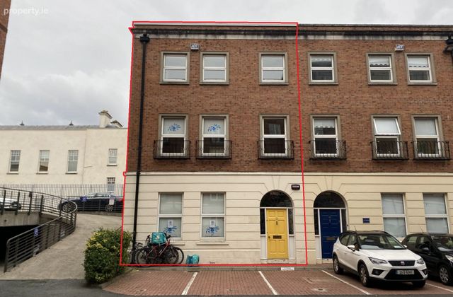 12 Marlborough Court, Dublin 1 - Click to view photos