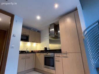 Spencer Dock Apartments, IFSC, Dublin 1 - Image 2