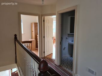 7 Rockwood, Old Road, Cashel, Co. Tipperary, Cashel, Co. Tipperary - Image 4