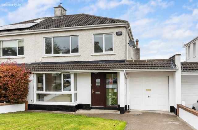 3 Sycamore Lawn, The Park, Foxrock, Dublin 18 - Click to view photos