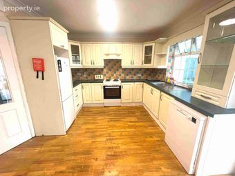 Glenpark Close, Palmerstown, Dublin 20 **6 Month Lease**, Palmerstown, Dublin 20 - Image 2