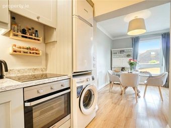 6 Crofton Court, Crofton Avenue, Dun Laoghaire, Co. Dublin, Dun Laoghaire, Co. Dublin - Image 5